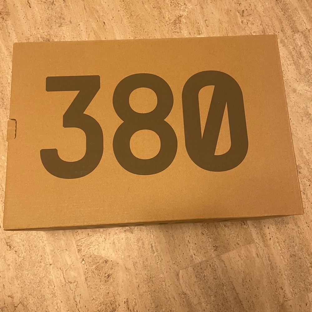 Men’s Adidas Yeezy Boost 380 - Picture 5 of 7